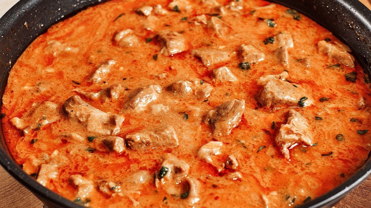 Я не могу насытиться этой едой! Простой рецепт с мясом в восхитительном соусе!