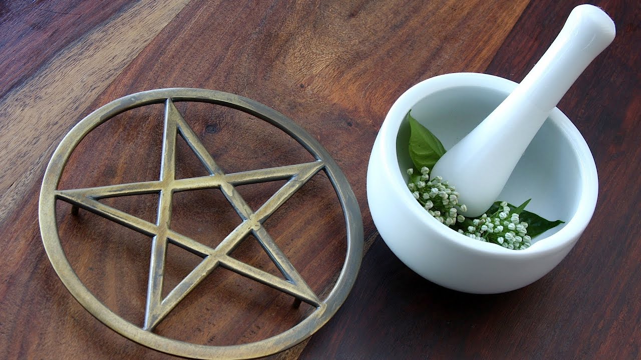 Do Wiccans Practice Witchcraft? | Wicca
