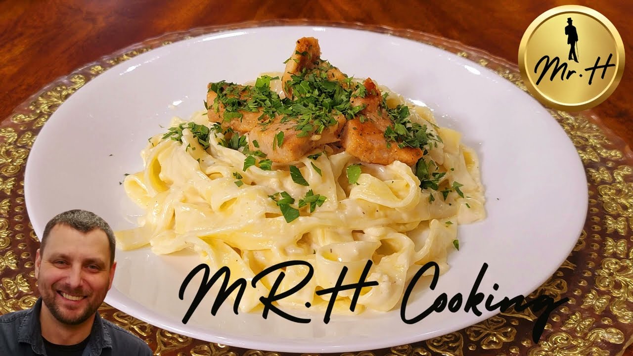 MR.H Cooking. how to make pasta with garlic chicken and Parmesan cheese sauce