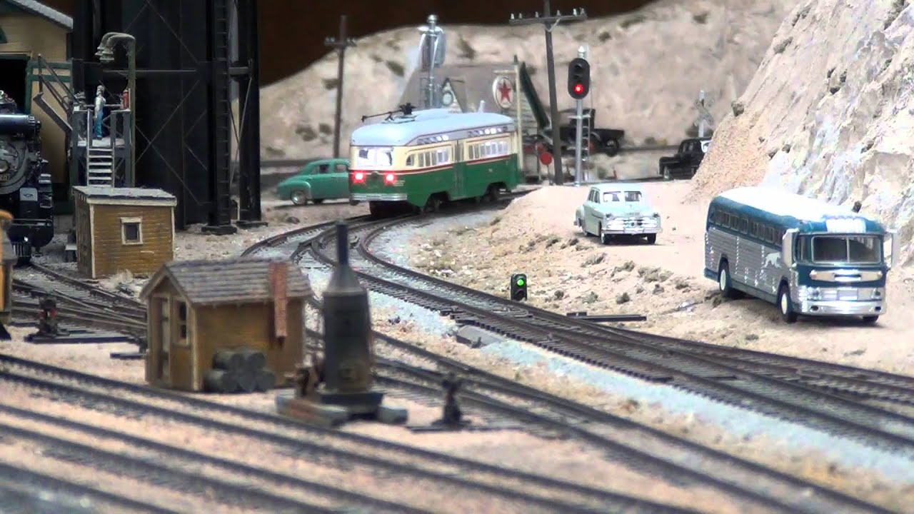 Bowser PCC Streetcar Reviewed on the Texas & Pacific RR
