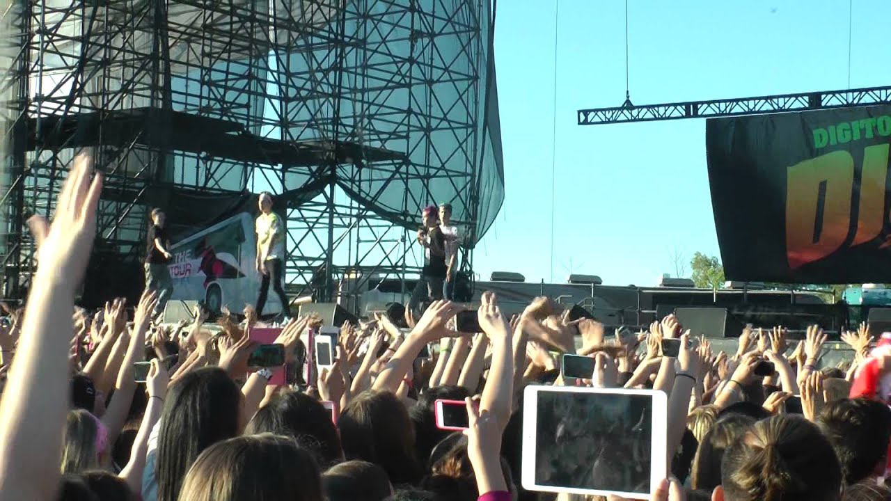Our2ndlife - O2L Song (Digifest Toronto)