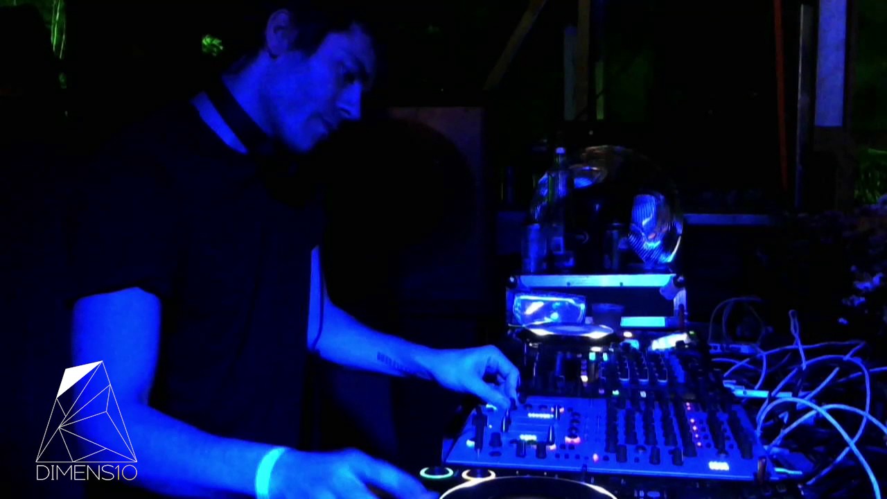 Konrad Black @ DIMENS10 | Raww Room RJ