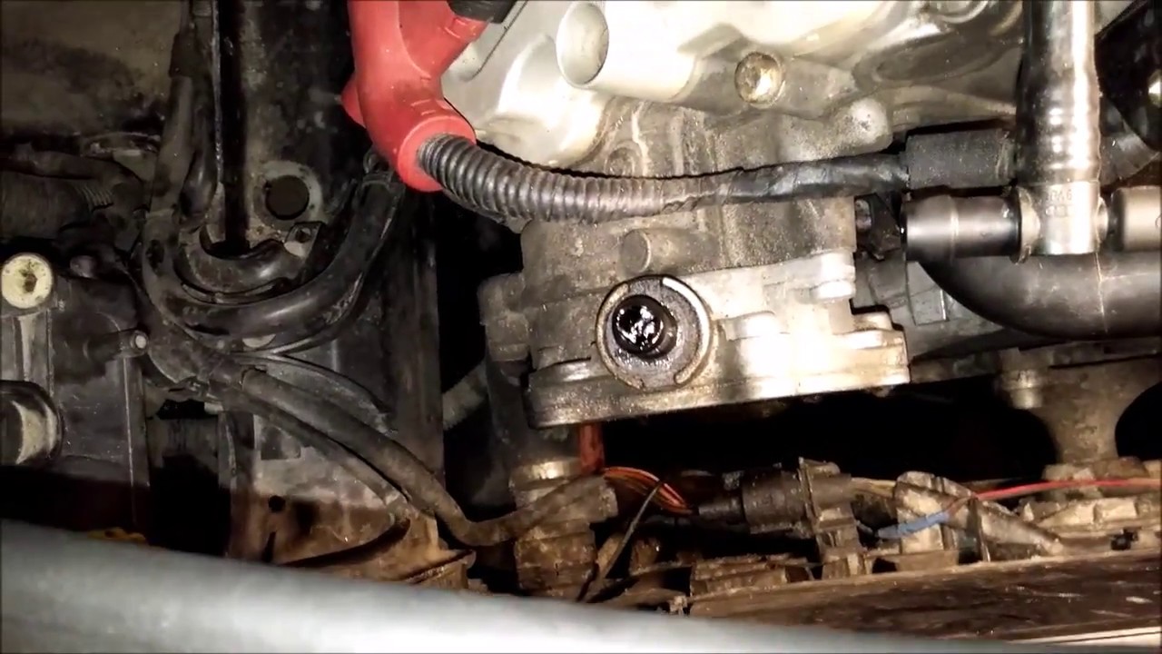 #031 снятие вакуумного насоса Audi A6 (BDW)