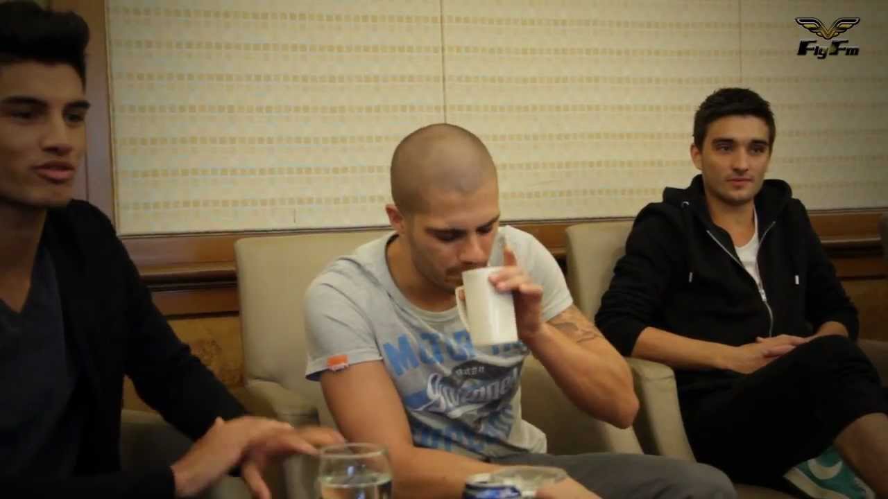 THE WANTED Doing Gangnam Style