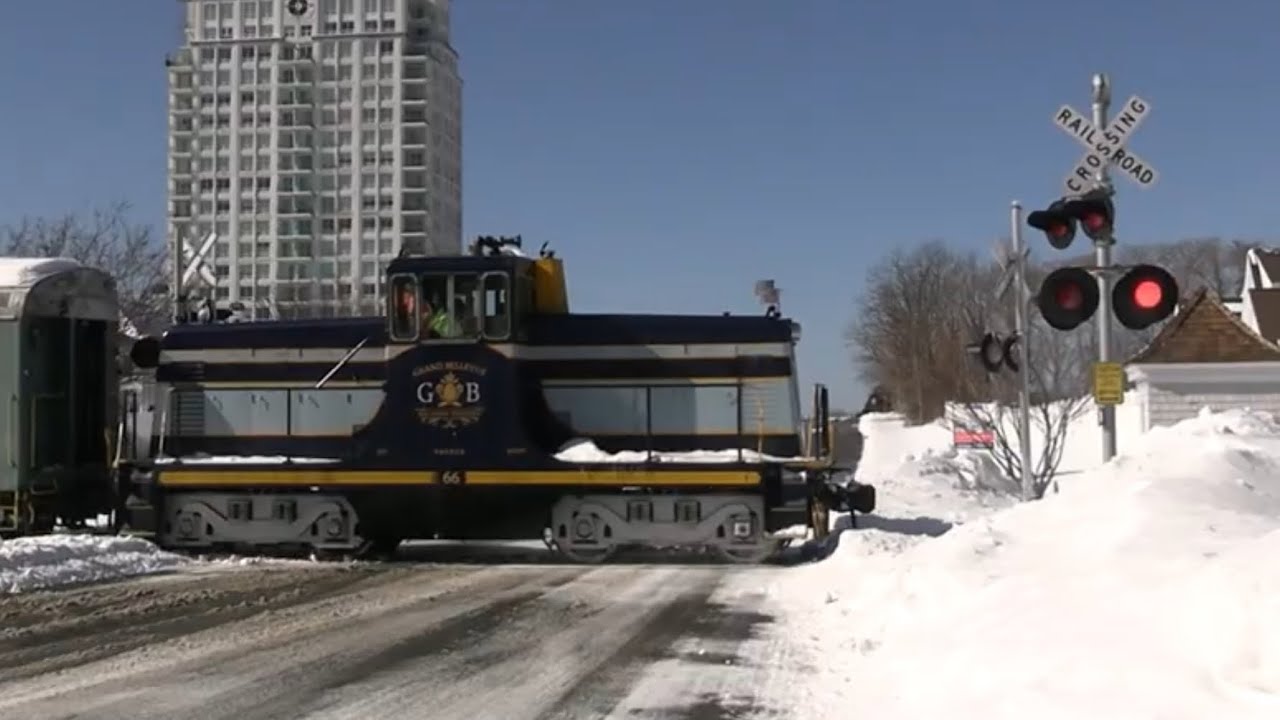 New crossing signals on the Newport Secondary - Portsmouth, RI - 2/2026