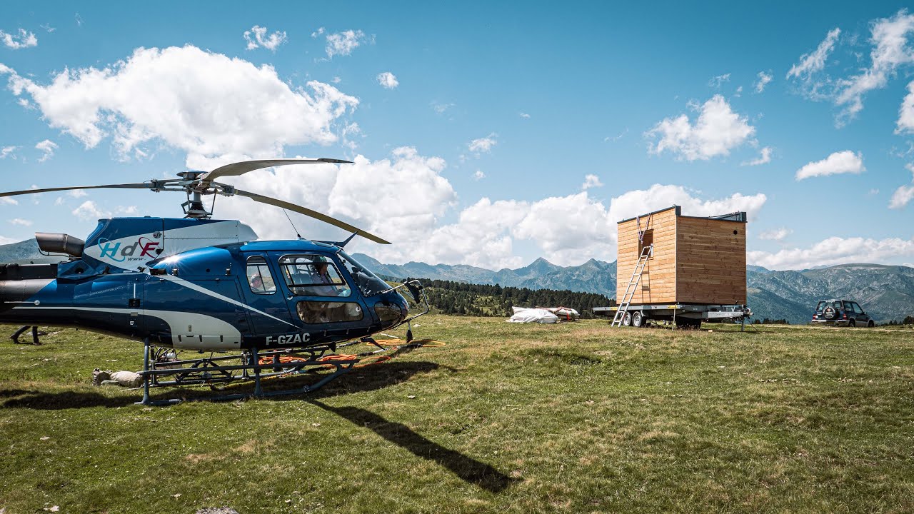 INNO'KUB - Héliportage d'une cabane pastorale en haute montagne