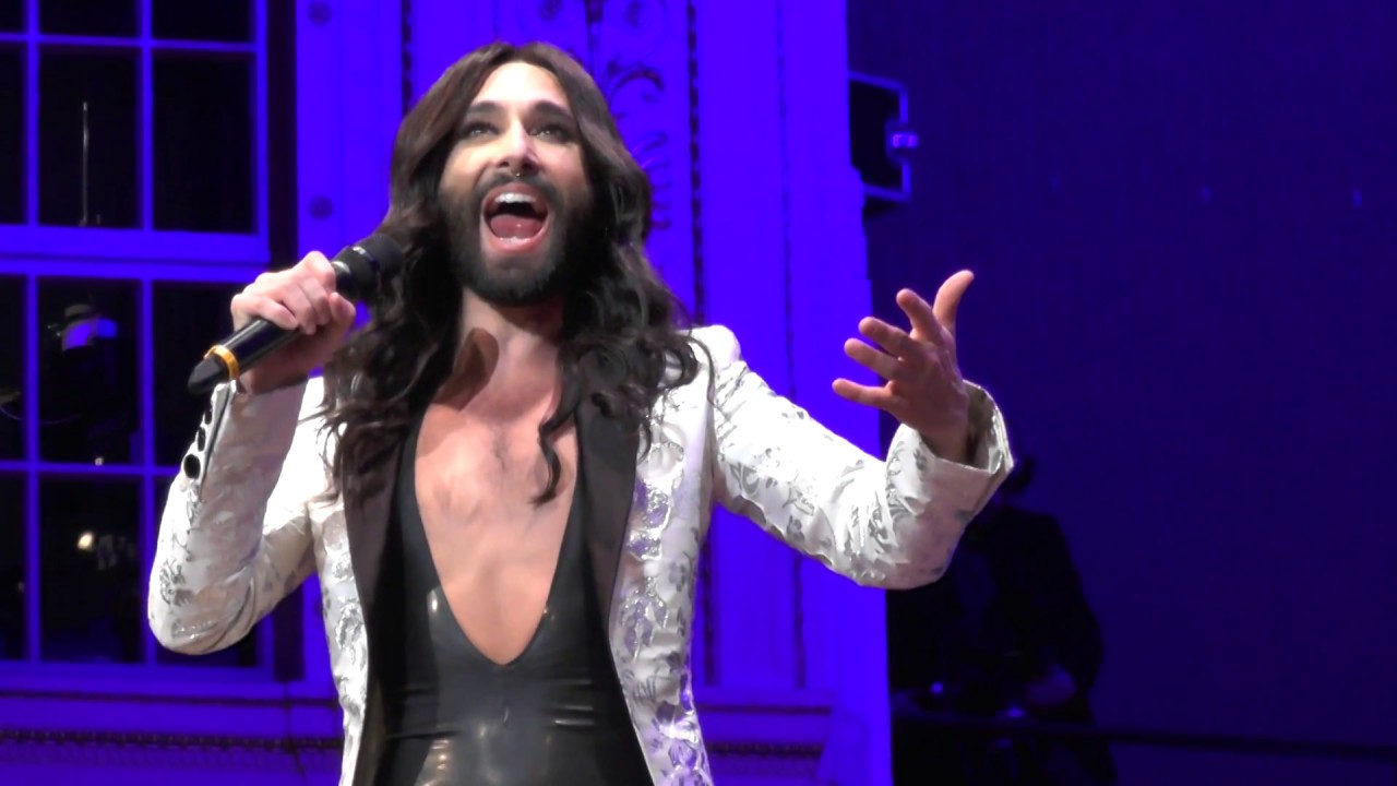 Conchita - Moonraker - The music of James Bond, Vienna #ConchitaLIVE
