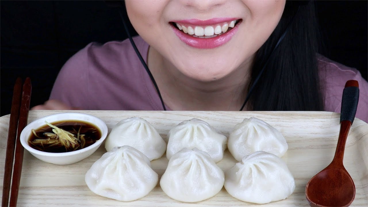 ASMR SOUP DUMPLINGS *XLB* 小籠包 (EATING SOUNDS) MUKBANG *NO TALKING* | wendyasmr