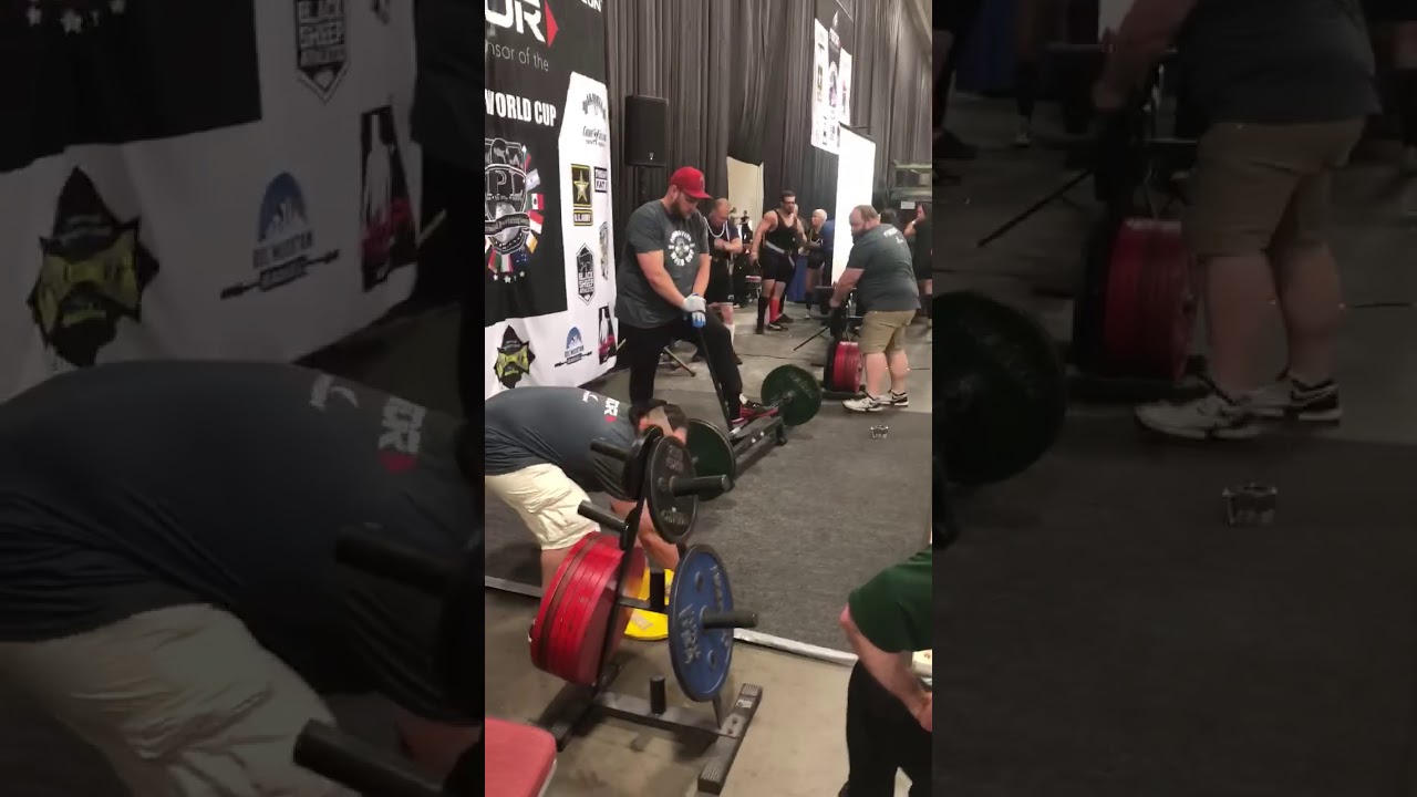 Lance Davis World Record 2018 IPL Worlds 529# Deadlift 220# raw division 50-54 years old.