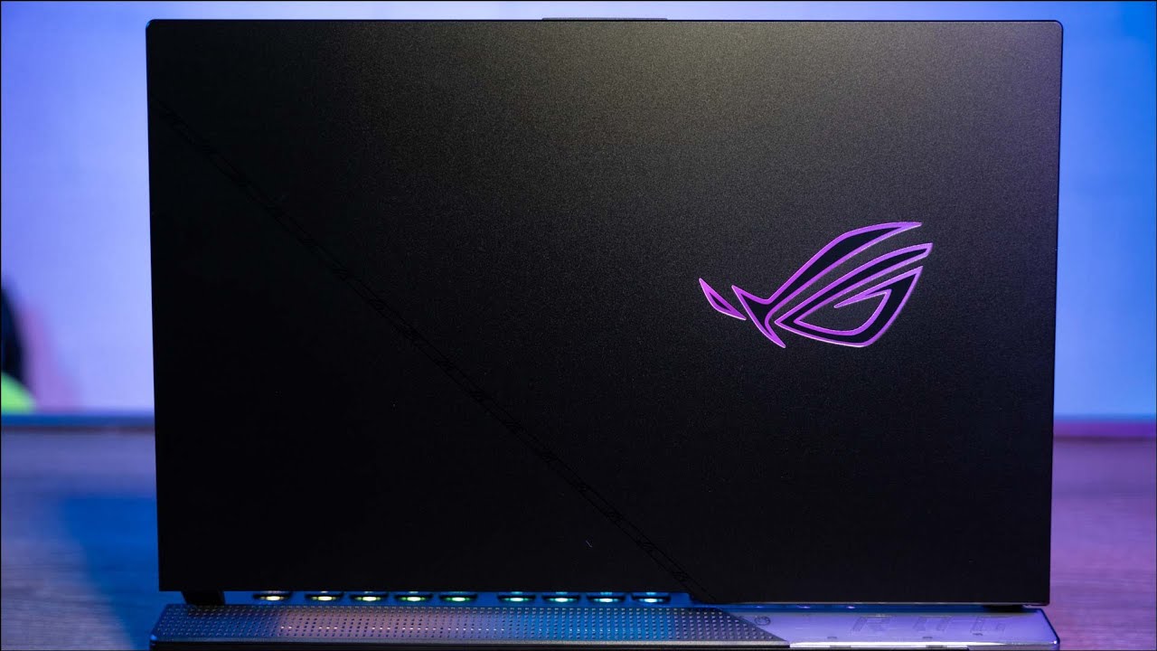 2022 ASUS ROG STRIX SCAR 15 REVIEW! FASTEST 15 INCH LAPTOP I'VE EVER USED?
