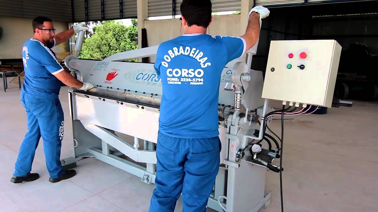 DOBRADEIRA CORSO - 2,00 METROS. R&Eacute;GUA DENTADA. SEMI-HIDR&Aacute;ULICA, CH11.