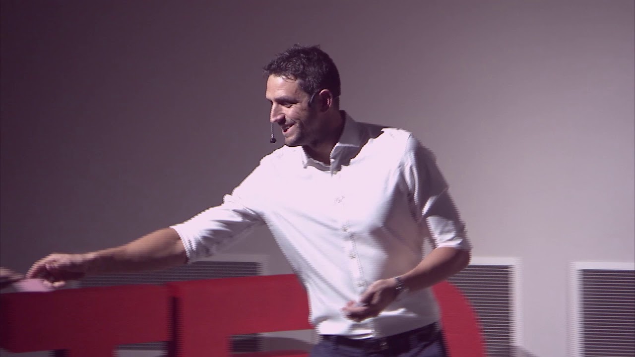 Comment les magiciens contrôlent-ils votre attention ?  | Romain Key | TEDxKedgeBSBordeaux