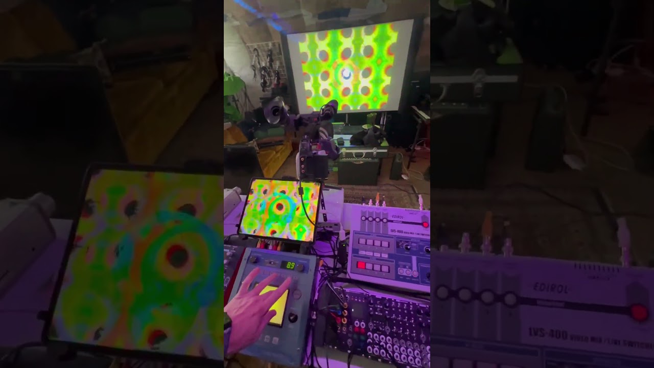 Video synth rig at maximum power #videosynth #videoart