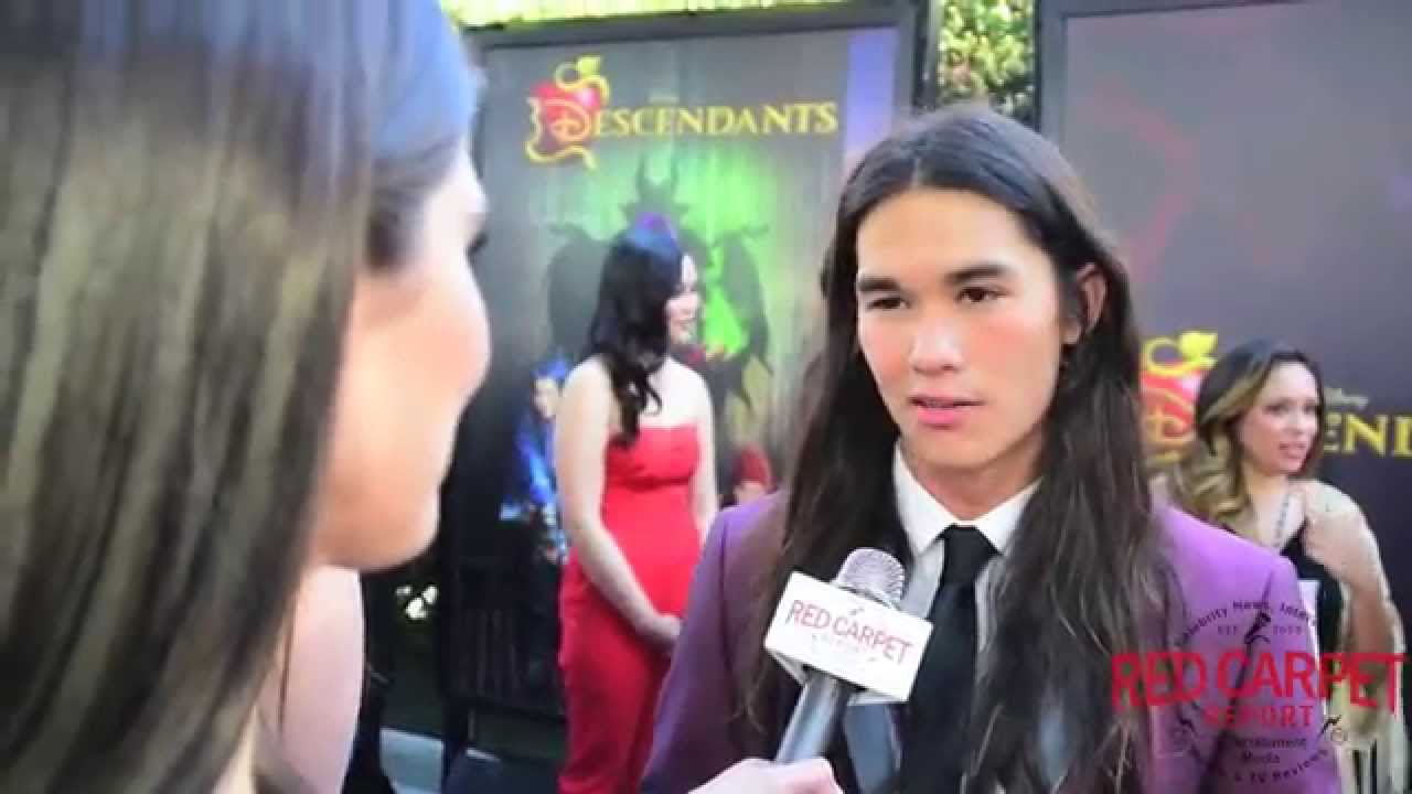 Booboo Stewart 