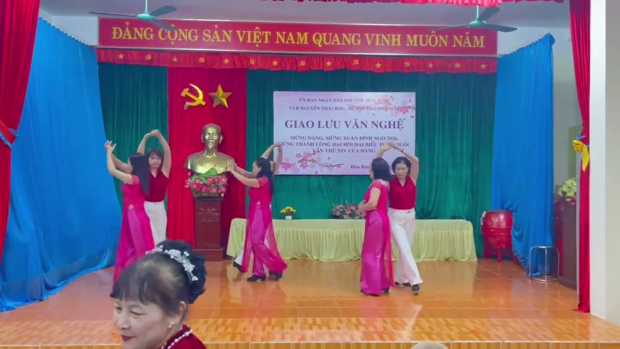 Rum ba Thì Thầm Mùa Xuân tại nhà văn hóa, đêm 26 tết 2025.