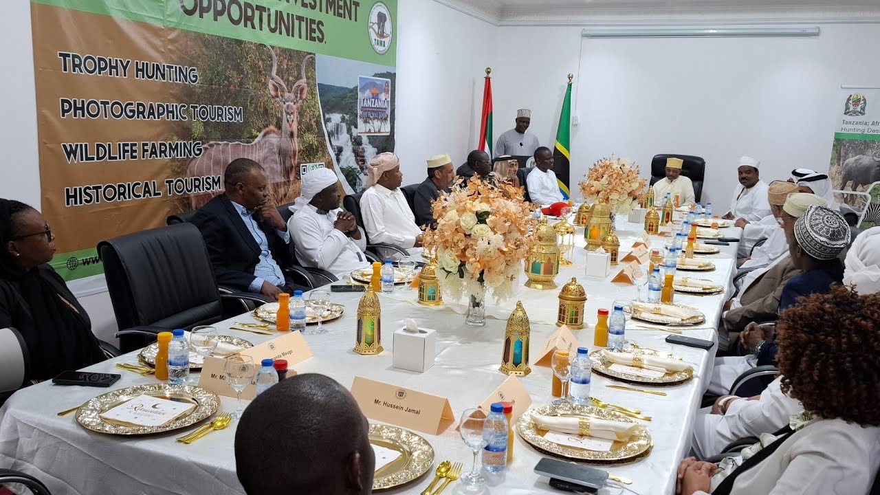 Habari njema kwa Diaspora wakati wa Futari ya Mh. Balozi wa Tanzania UAE