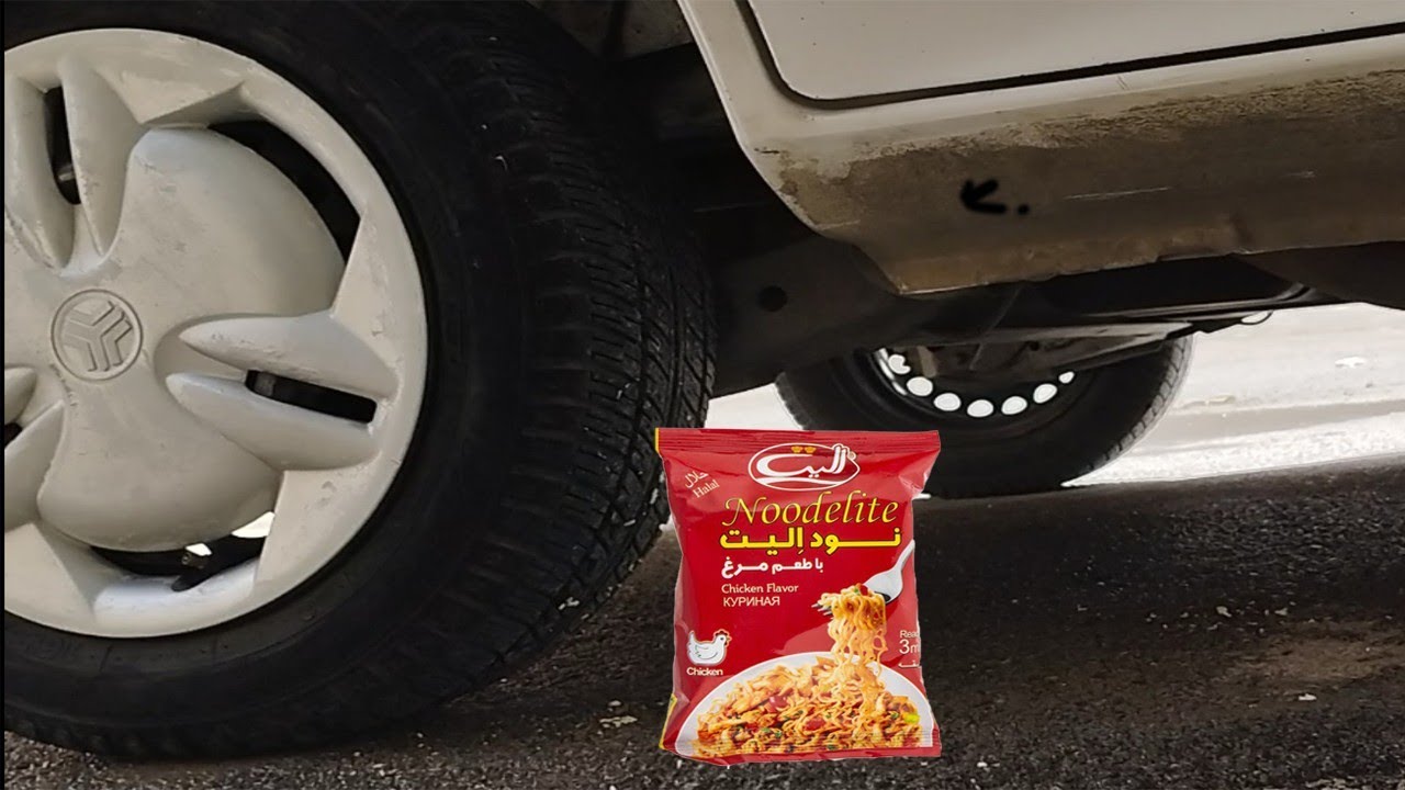 Crushing Crunchy & Soft Things by Car!EXPERIMENT:Crispy noodles vs car
