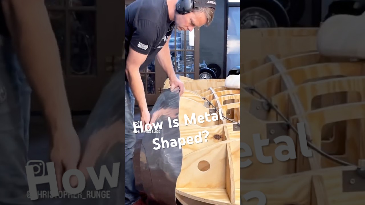 Как металл формуется и подгоняется к заготовке #формованиеметалла #скульптура #каркасноедело #уса...