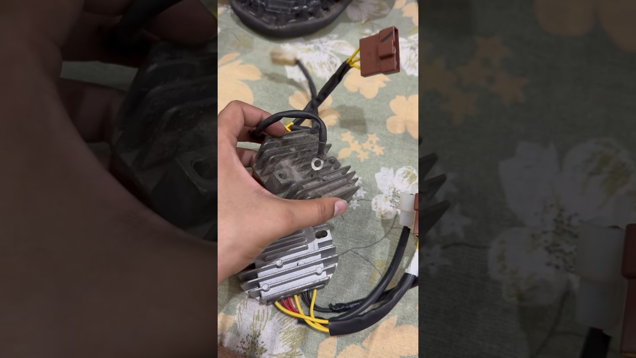 Bajaj pulsar rs200 Regulator/Rectifier new v/s old price #bike #automobile #test #shorts