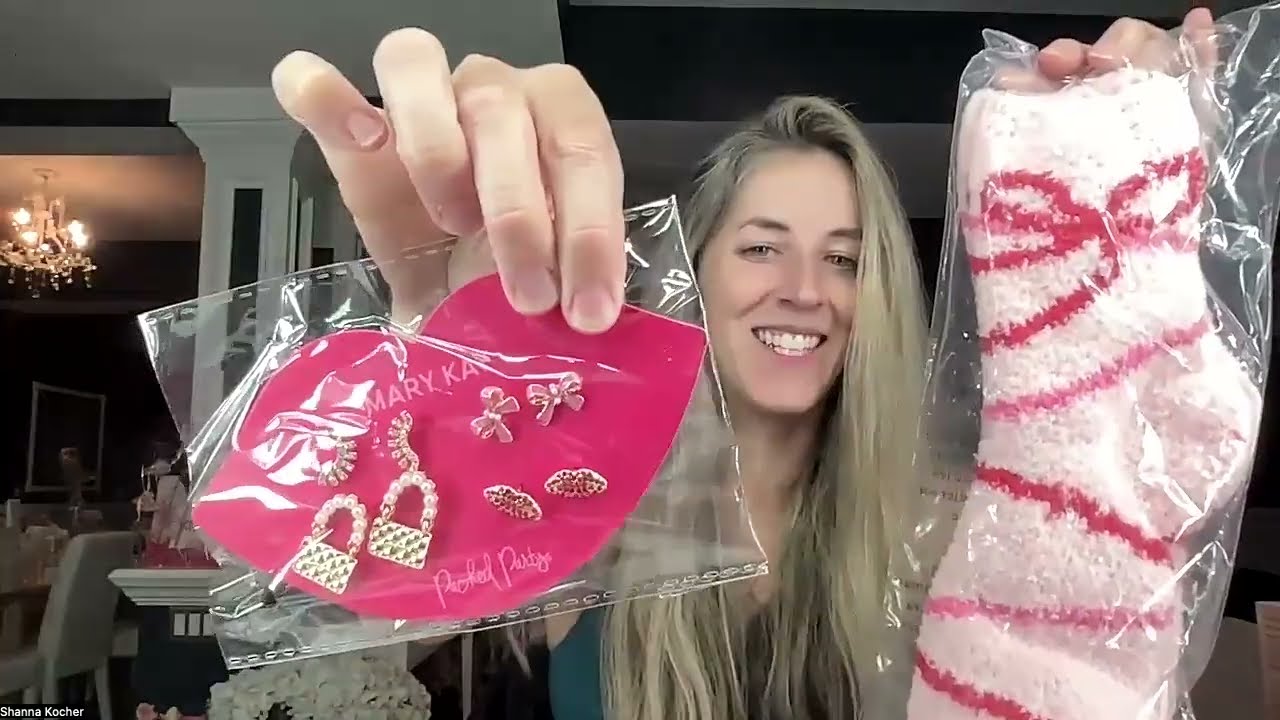 Sneak Preview of NEW Fall & Holiday Collection by Mary Kay