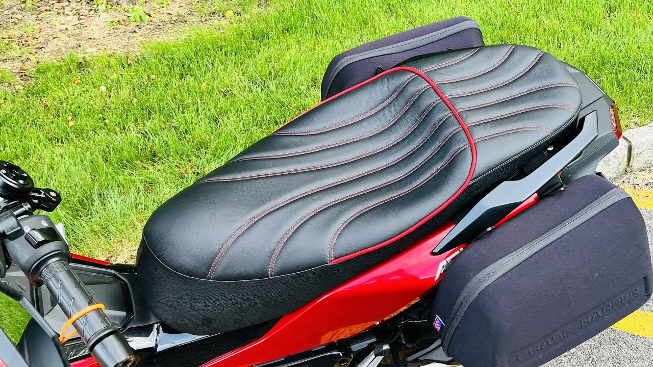 2022 Honda ADV150 Corbin Seat
