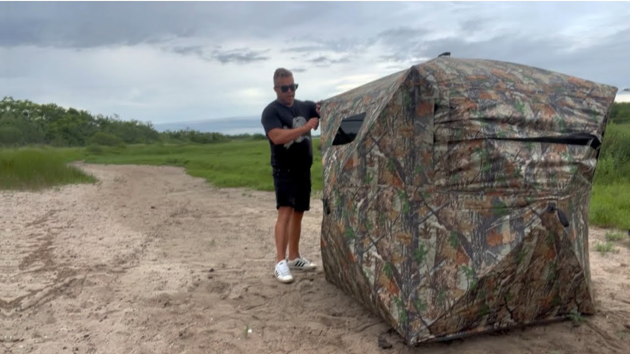 Hunting Shade Tent with Panoramic View