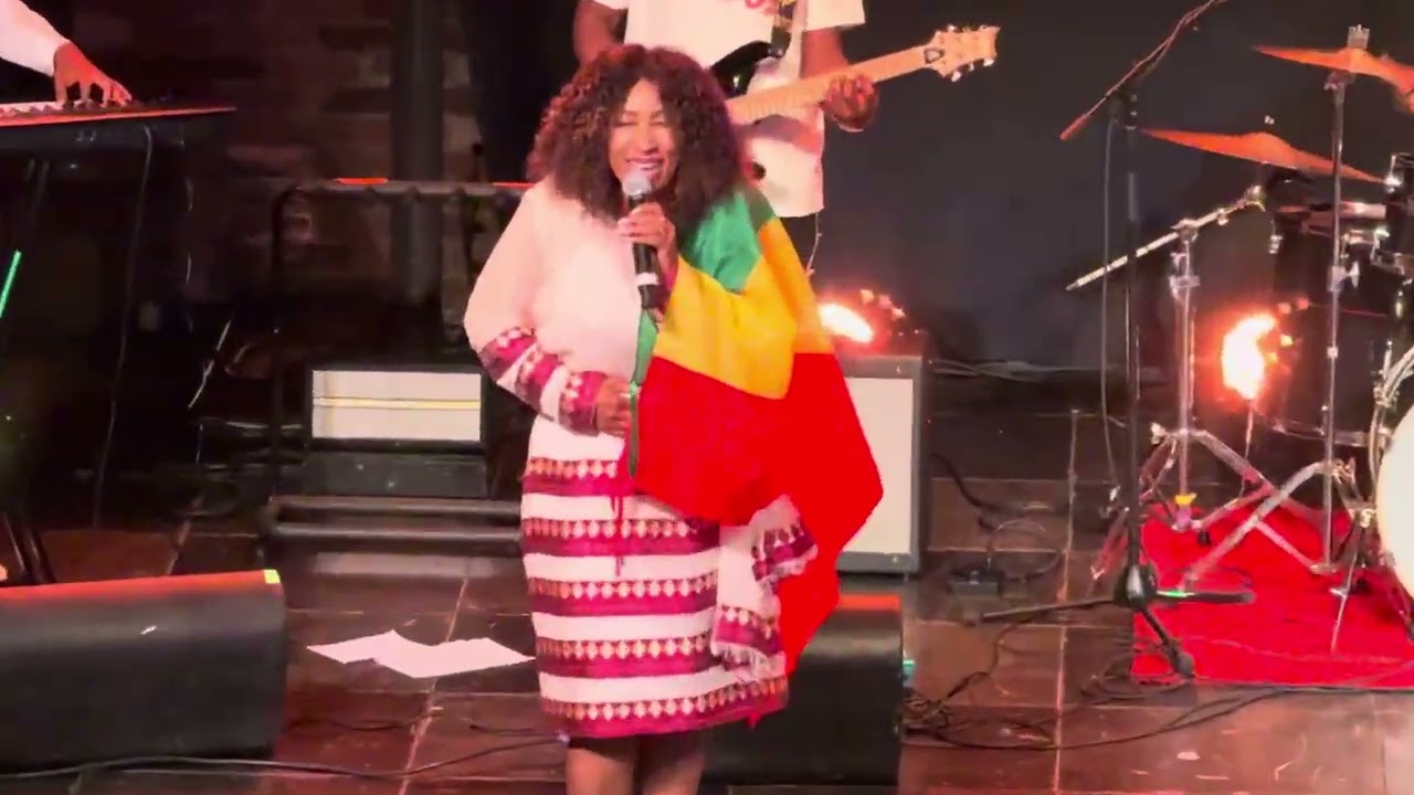 Aster Awoke Live performance ሃገሬ  and አሸወይና : 888 Yonge street ,Toronto, The concert hall