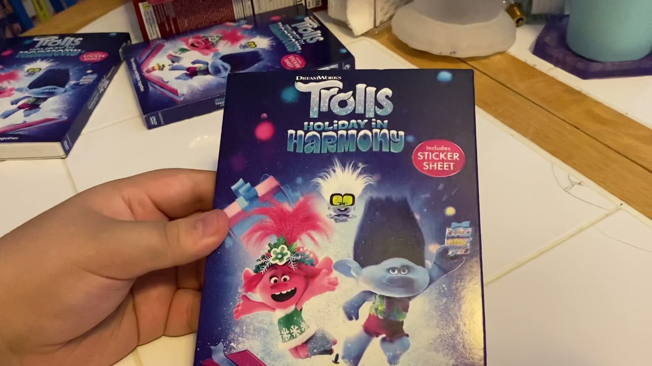 Trolls: Holiday in Harmony DVD Unboxing