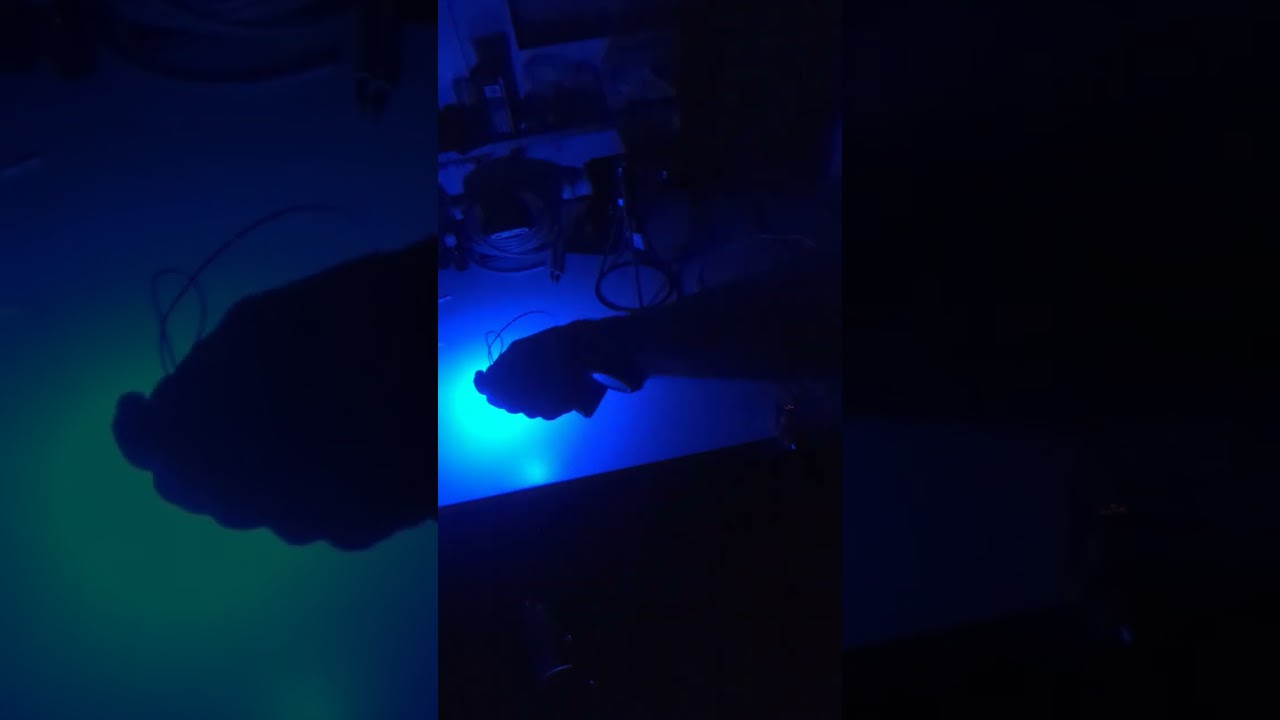 Nachtlicht-Schaltung und Test mit verschiedenen LEDs, Taschenlampe und Glühbirne 
