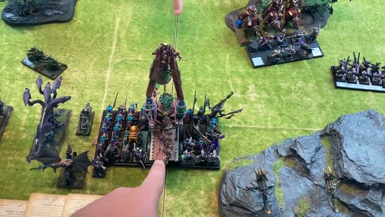 Elfos Oscuros y Skavens VS Demonios 4000 puntos