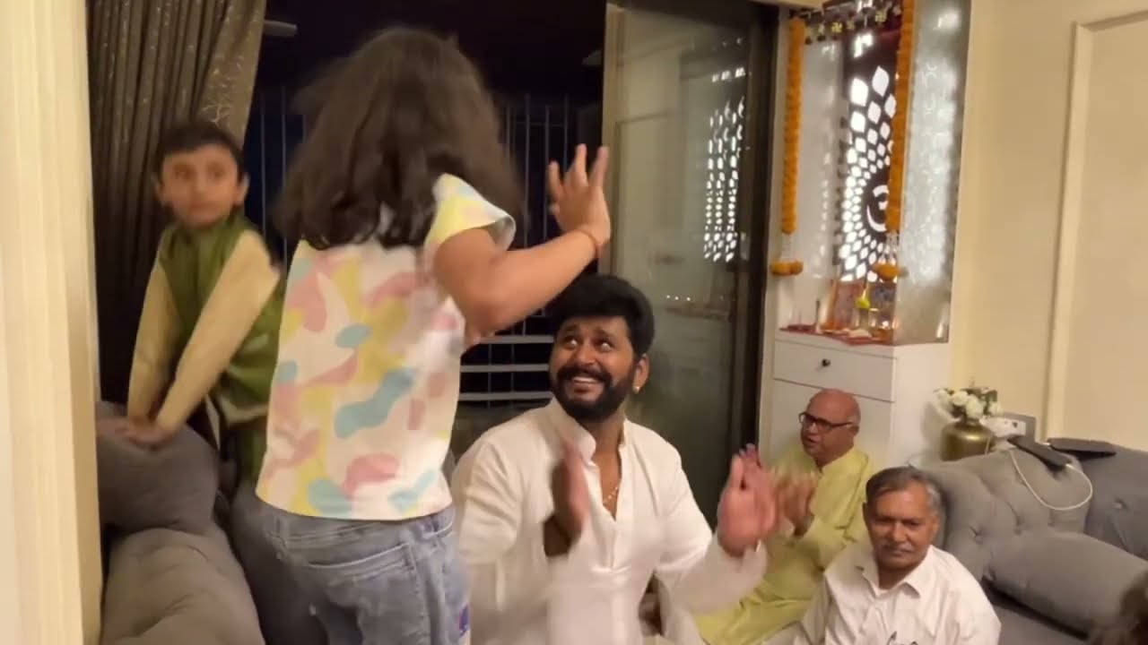 और हमने घर पे किया हरे रामा हरे कृष्णा 🙏🏻 ।Nidhi jha |Yash kumarr |Aditi Mishra |Nidhi mishra