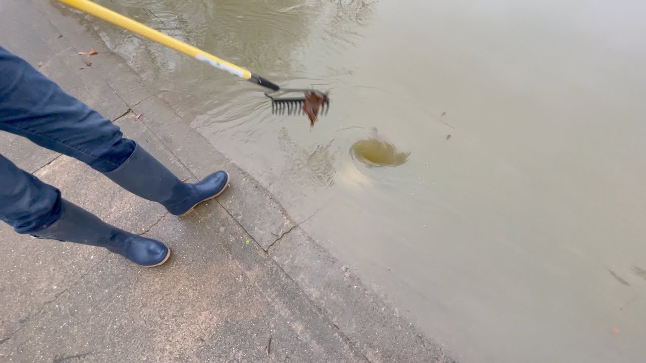 low water bridge update. lots of whirlpools! 12/11/22