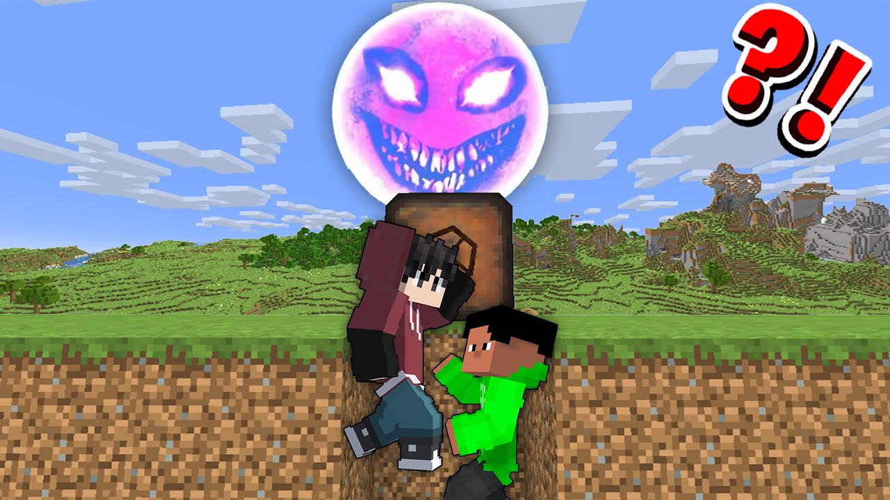 EVIL SUN Vs DOOMSDAY Bunker In Minecraft!