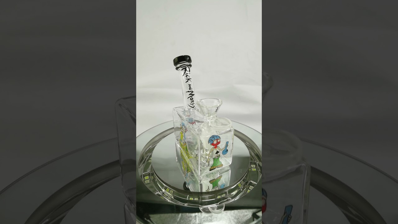 MRglass bong  water pipe  smoking hookah Email： haoranglass@gmail.com whatsapp：+8615895762396