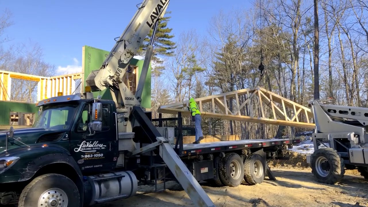 Big Ocean Builders create Jim & Nancy Banks a home project.