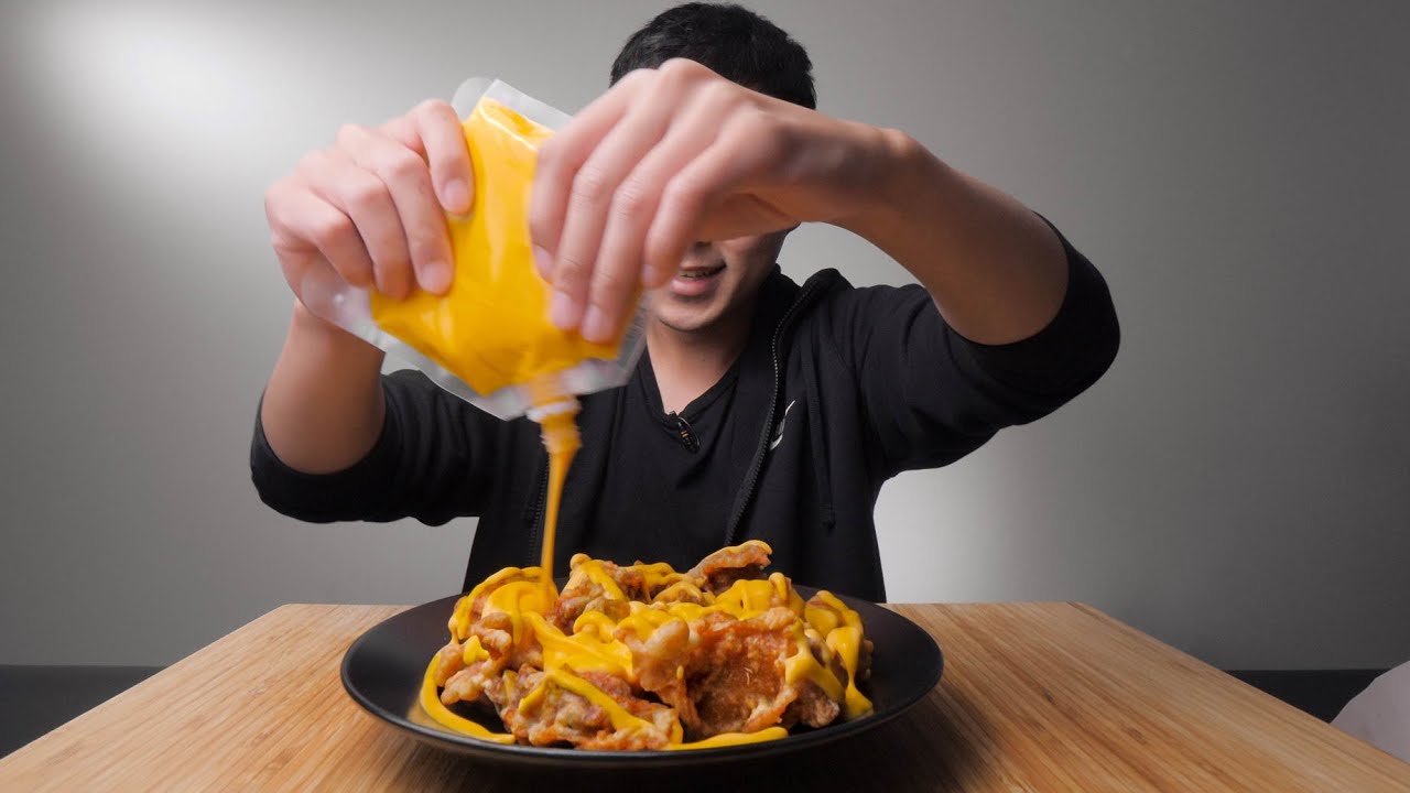 Cheesy Chicken From A Popular Korean Chicken Chain