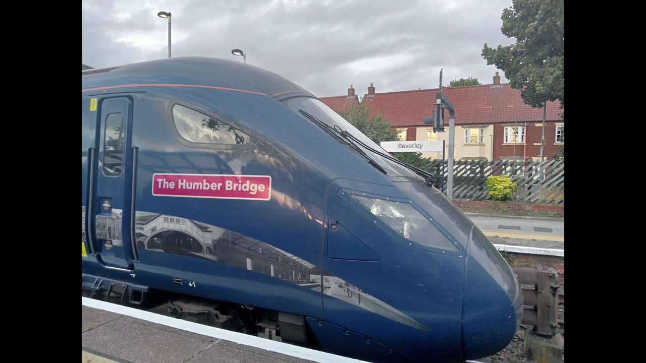 Hull Trains first class London to Beverley **with subtitles**