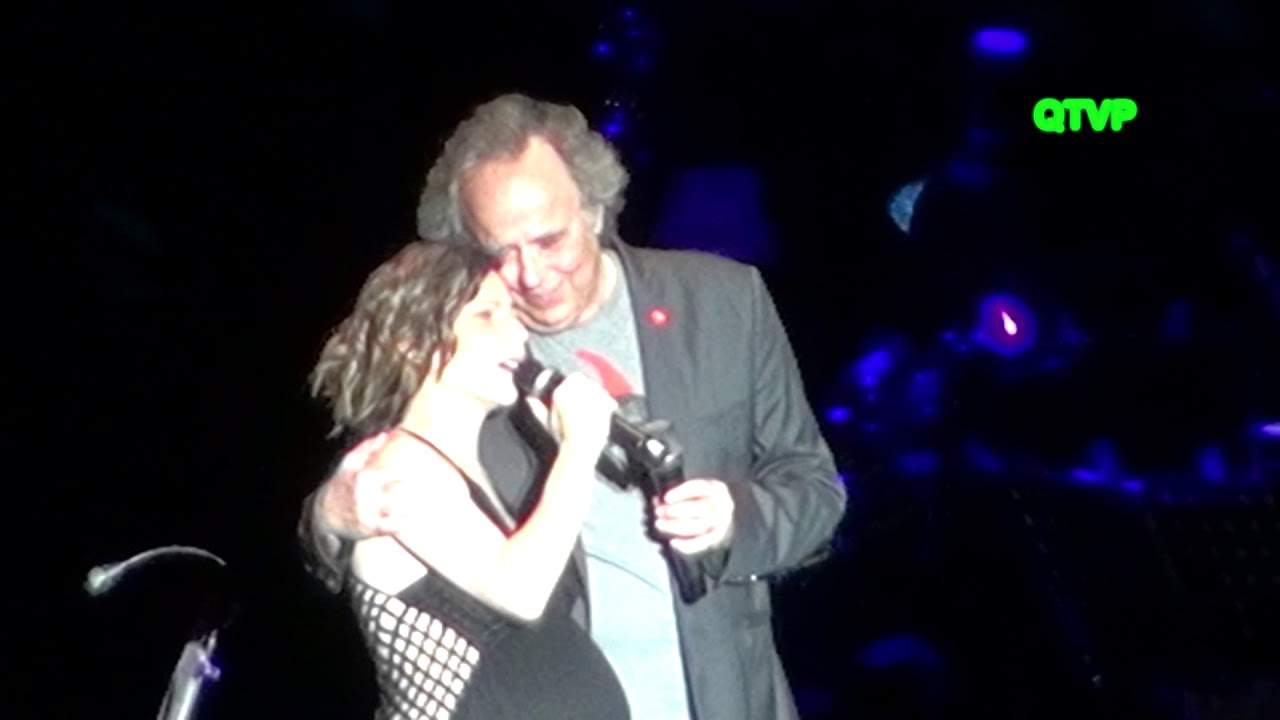 Joan Manuel Serrat y Elena Roger "ES CAPRICHOSO EL AZAR" Festival Únicos 2018