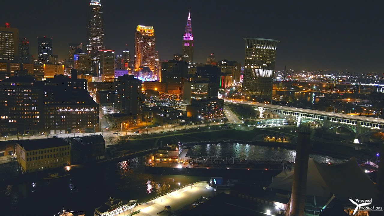 American Courage entering the Cuyahoga River in Cleveland, Ohio