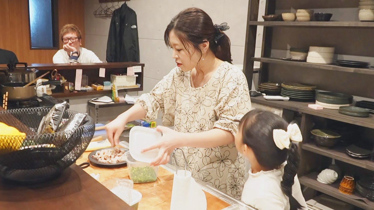 【心温まる家庭の味】シングルマザー女将が作る絶品おばんざい「小料理のん」の一日に密着