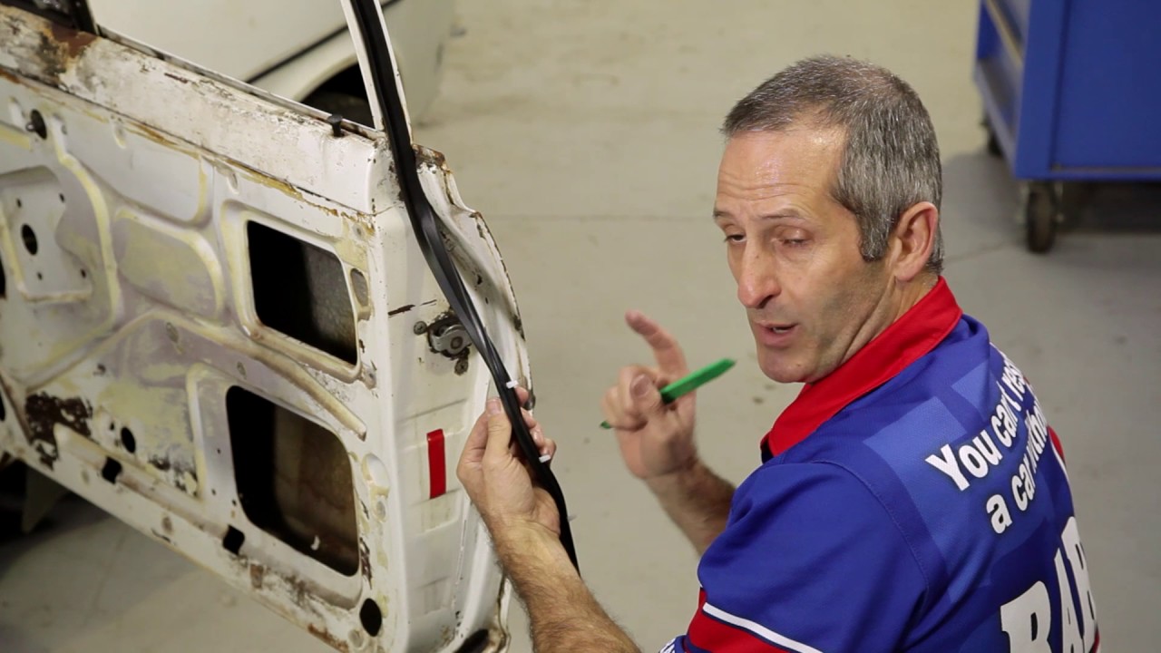 Shed Talk - How to fit a LC-LJ Holden Torana Door Seal