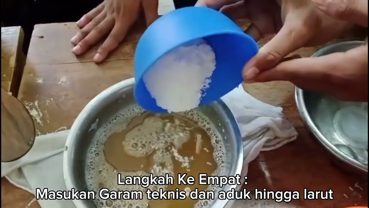 Praktek membuat deterjen ekoenzim Kel5 Xto6 #deterjenekoenzim #ayojagalingkungannkita#fakta 