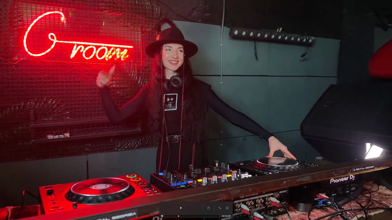 Kristen Kroft - Live @ G.room bar, Tbilisi [Melodic Techno/ Indie Dance Dj Mix]