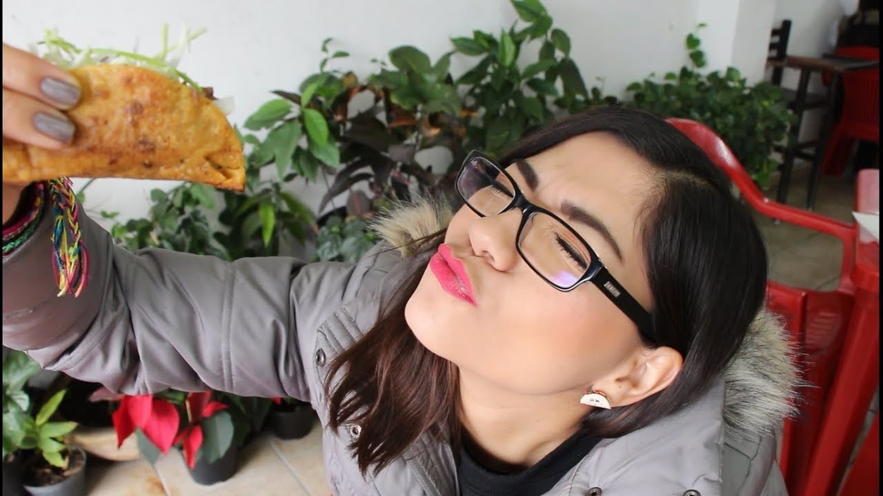 TACOS BIEN DORADITOS + DE 18 GUISOS CON DOÑA YOLA