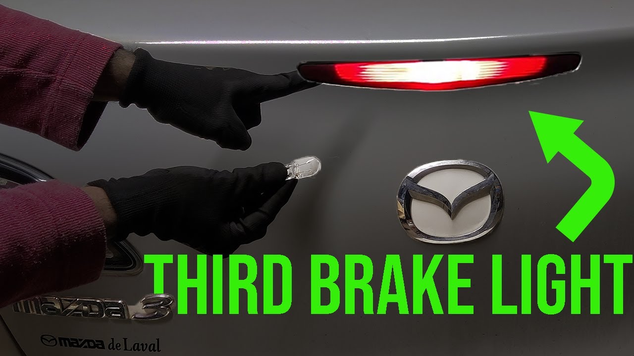 Как заменить третий/центральный стоп-сигнал на Mazda 3 (2010-2013)