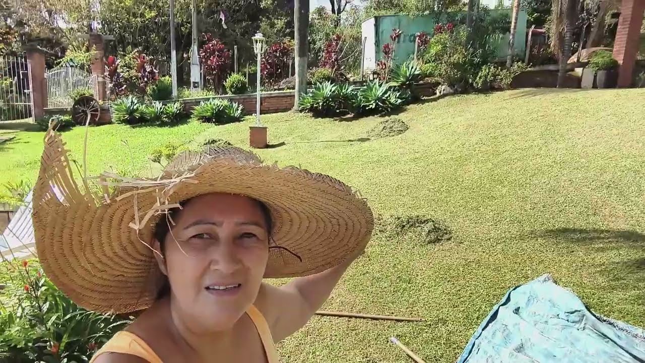 ALGUNS  CORREM DO SERVIÇO NÓS FAZEMOS COM AMOR 