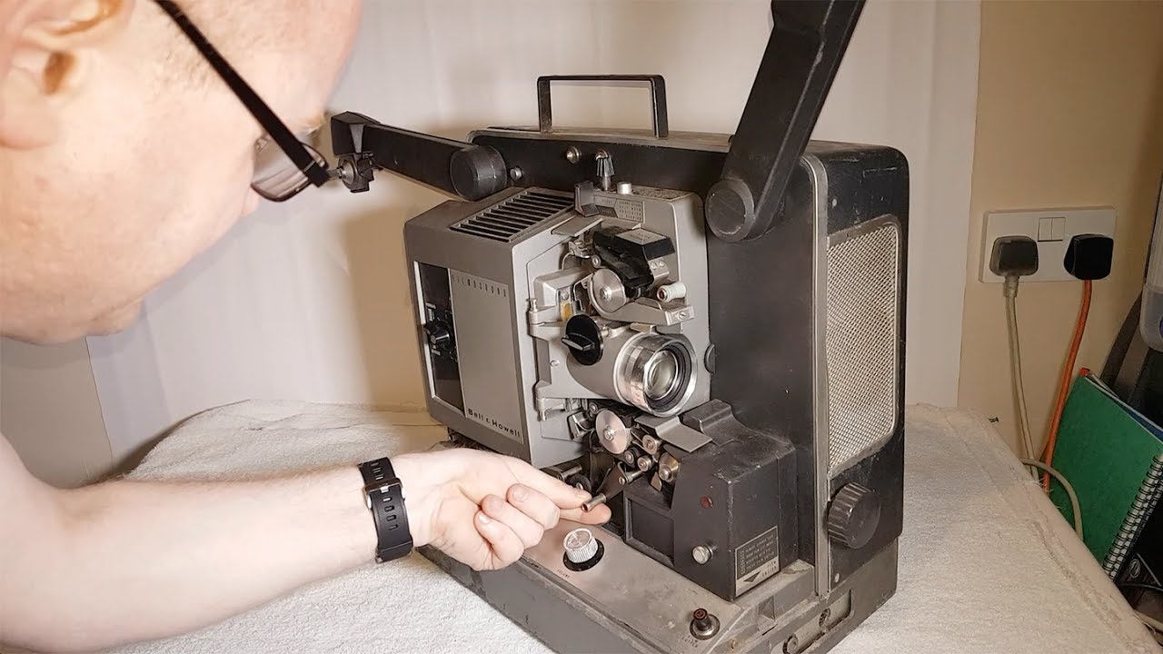 Выброшенный 16-мм кинопроектор: Bell & Howell 652: Реставрация, часть 1: Осмотр и чистка