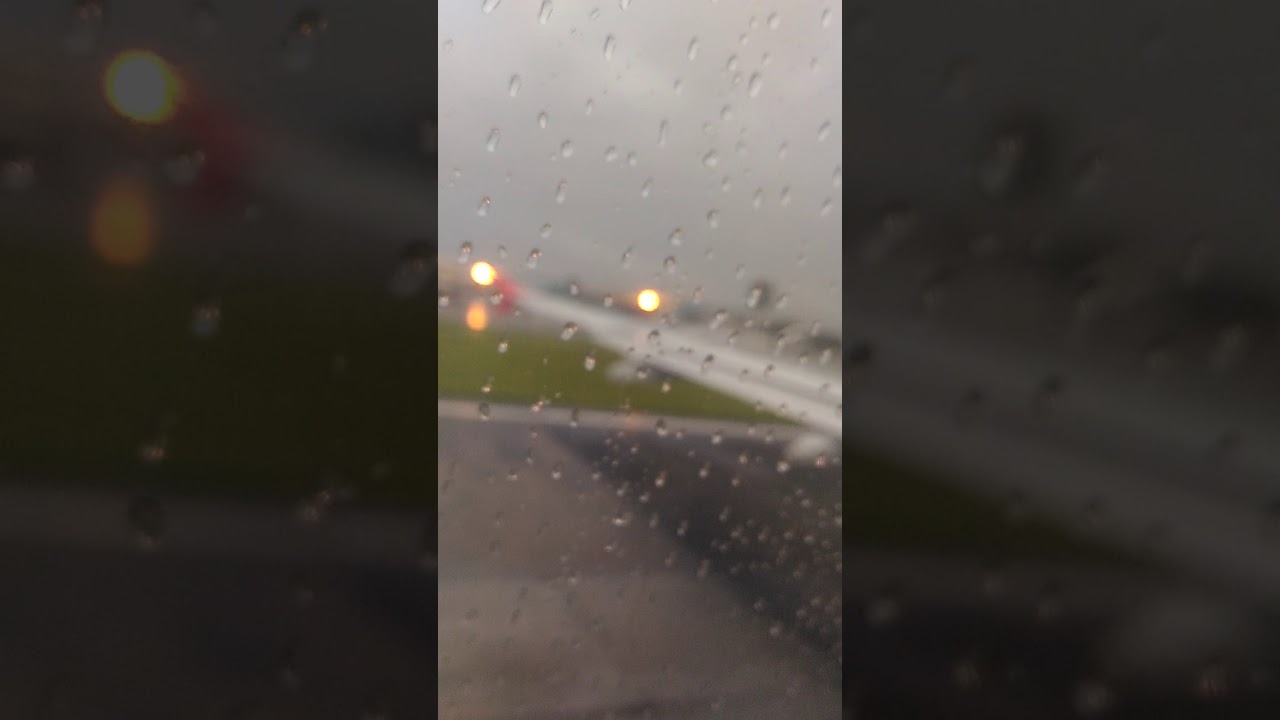 V&ocirc;o  com chuva, aeroporto  de Londrina