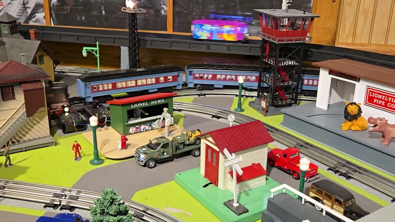 Classic Lionel O Gauge Train Layout at GSME