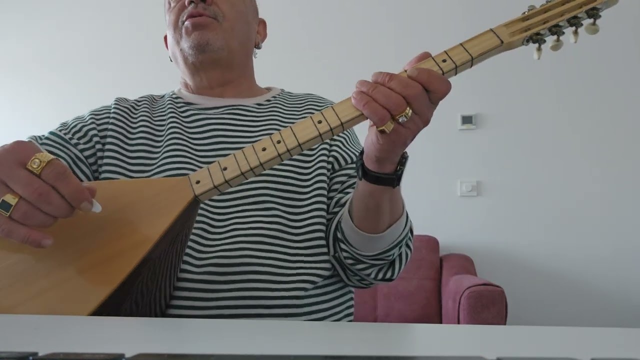 SOLFEJ NİÇİN AĞLAMAYIM NİÇİN GÜLMEYİM KISA SAP BAĞLAMA EKLEYEN SURGEON